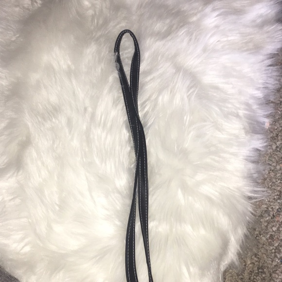 NWOT Unbranded Furry crossbody/Shoulder Bag - Picture 6 of 7